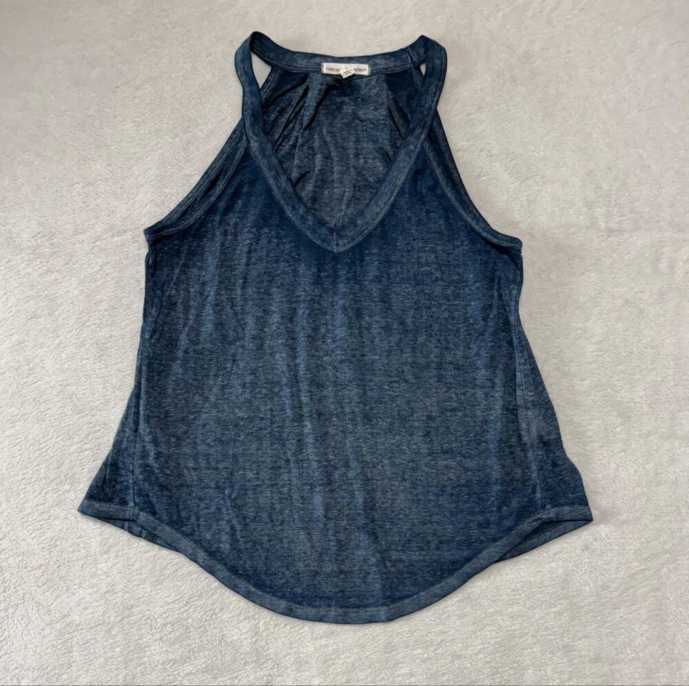 Threads 4 Thought Tank Womens Small Blue V-Neck Basic Racerback Top